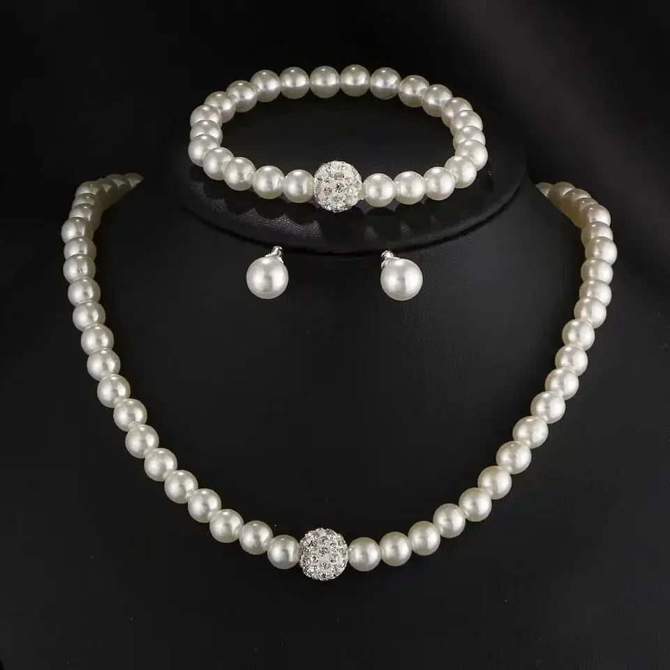 Vérissé - Classic Pearl Jewelry Set